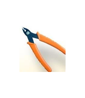 PIQUETA DE PRECISION 5 PULG CUTTER-STRIPPER YHT-109